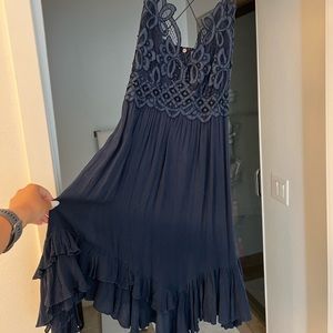 Navy blue, thin strap, flowey